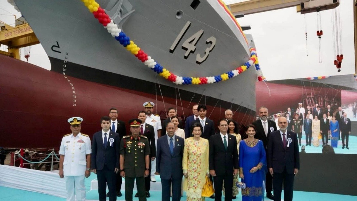 Malaysia's Navy Needs Modern Warships to Navigate Rising Maritime Threats, Says Defence Minister