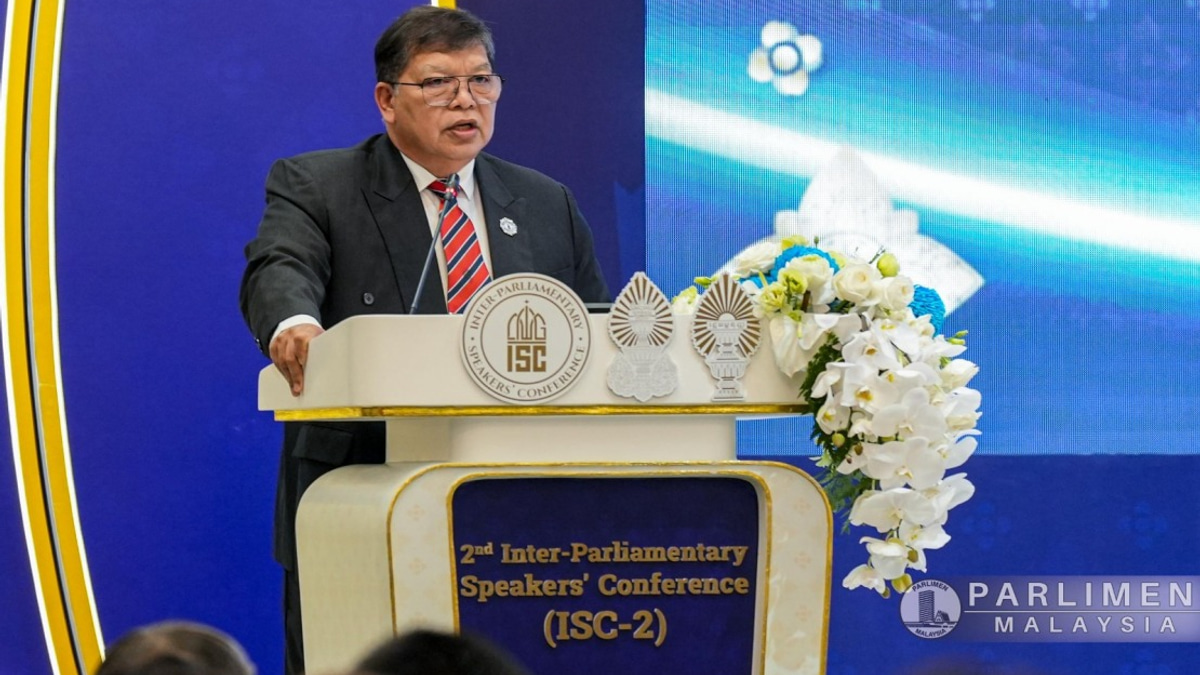 Parliament Speaker Calls for Urgent Climate Action and Education Investment