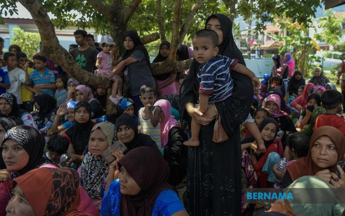 UNHCR Card Offers No Legal Protection From Malaysian Laws, Says Akmal