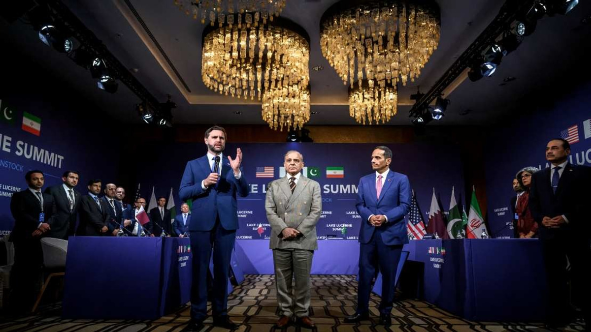 Iran and US Hold First Round of Direct Talks in Switzerland
