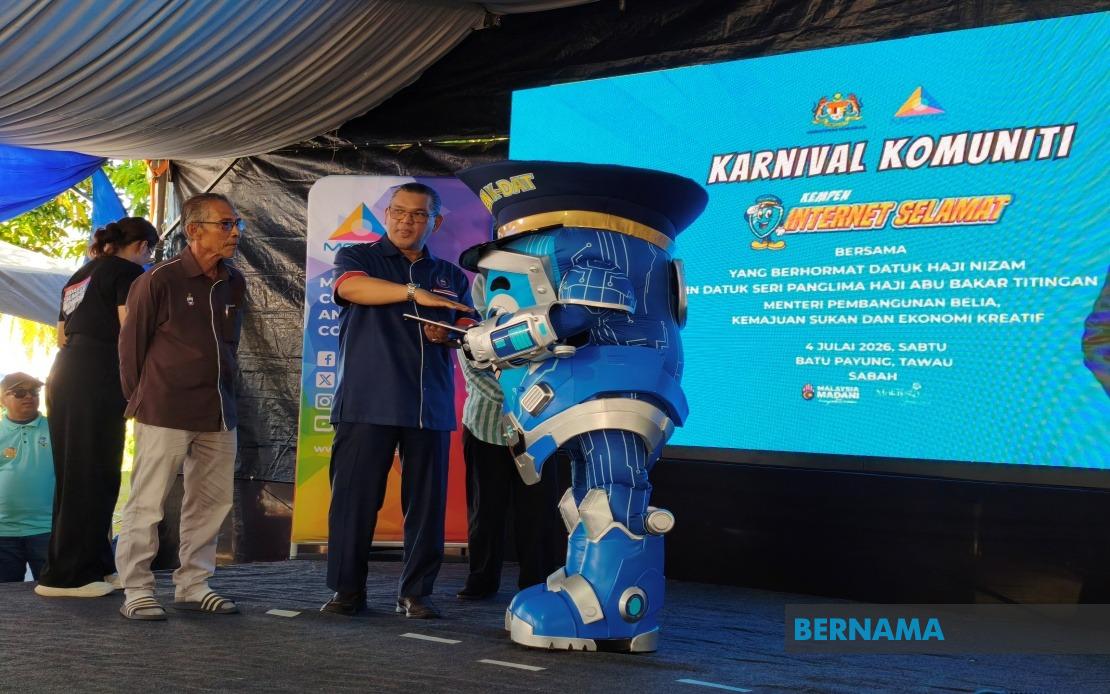 Digital Literacy Key to Protecting Malaysians from Online Fraud and Harassment, Says Sabah Minister