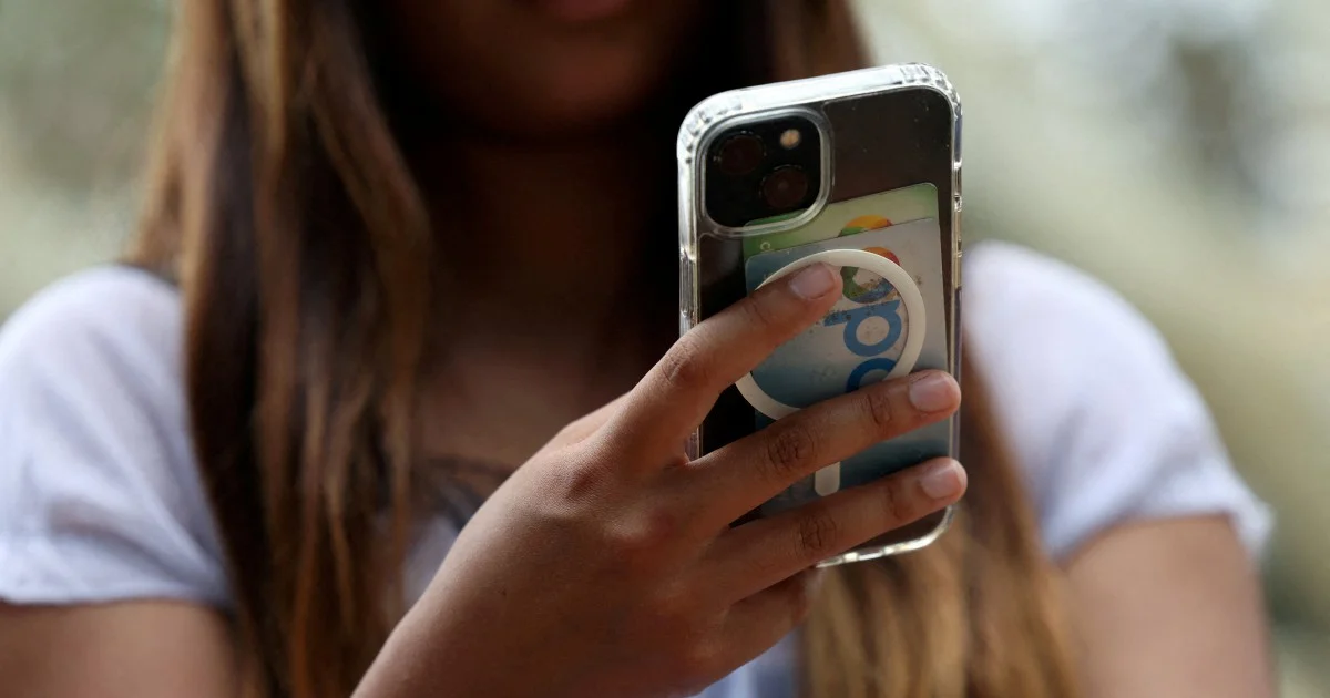 Australia Empowers Regulator to Enforce Tough Under-16 Social Media Ban Against Tech Giants