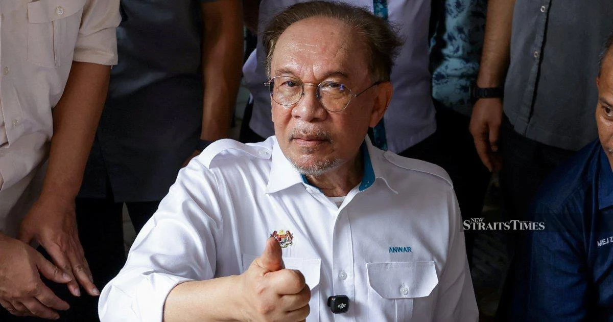 Anwar Ibrahim Tops Latest Merdeka Centre Popularity Survey as Political Leadership Ratings Shift