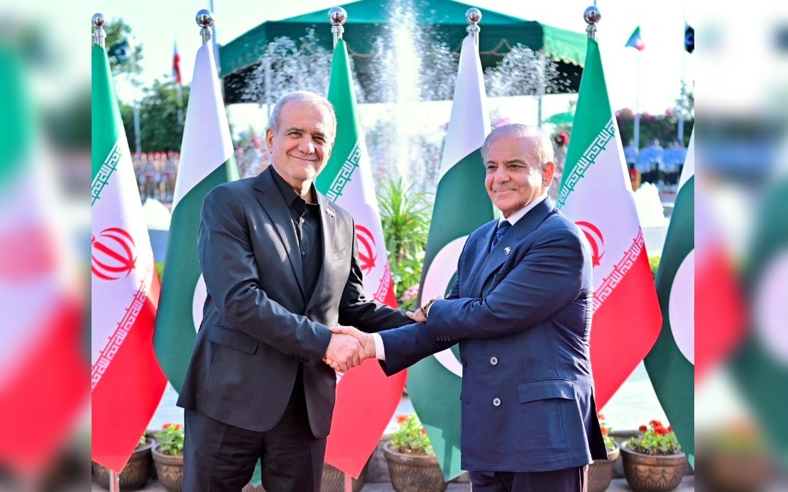 Pakistan Backs Iran's Right to Ballistic Missiles as Pezeshkian Visits