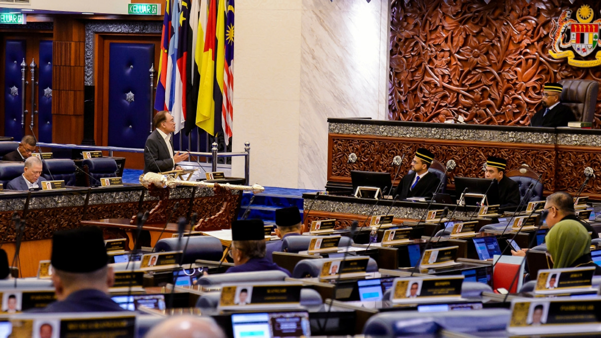 Federal Government Cannot Shoulder All State-Level Spending, Anwar Declares