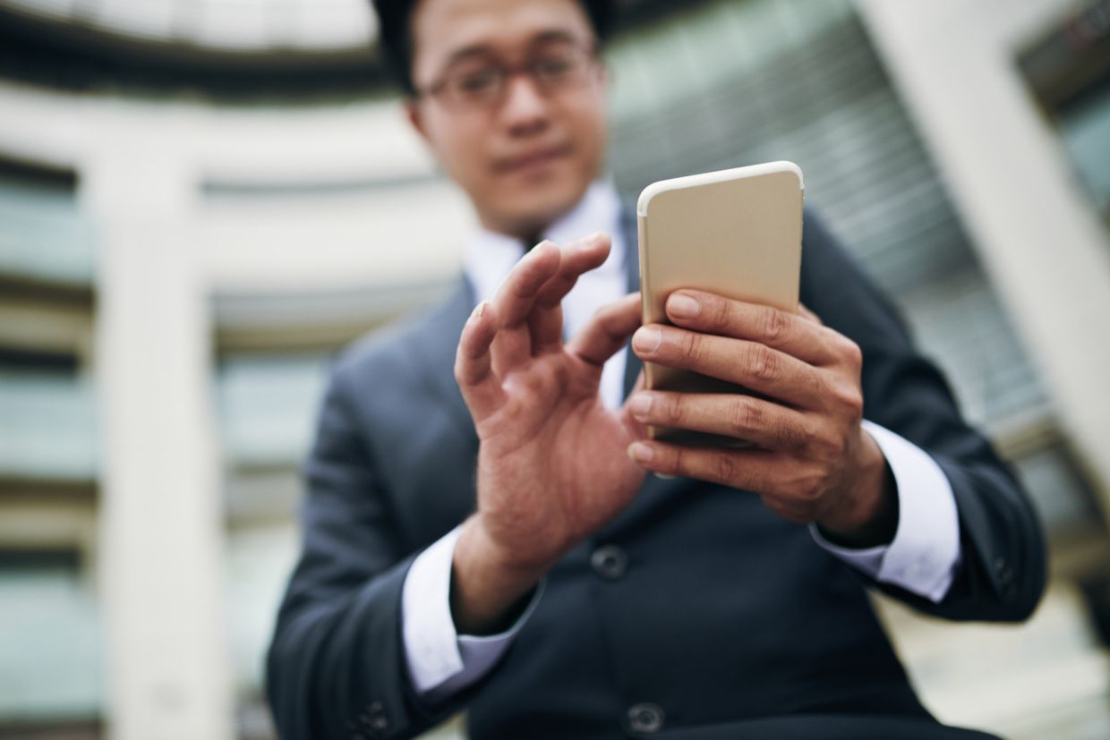 China's Tech Giants Rein In AI Companions as Beijing Enforces Stricter Controls