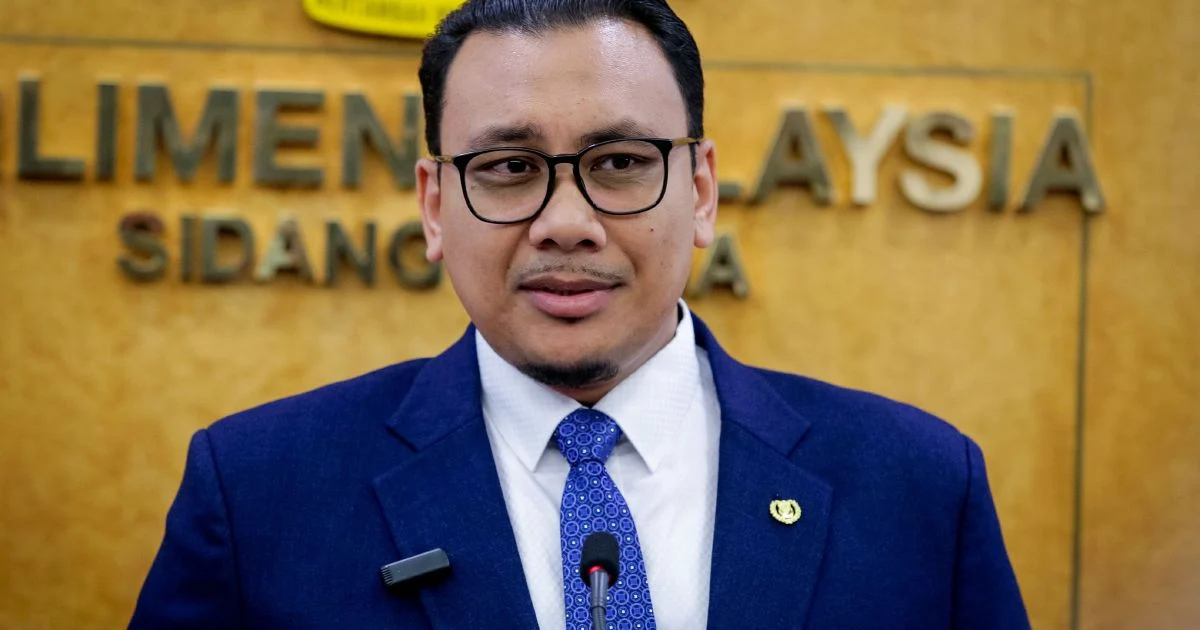 PAS Youth Chief Pursues Legal Action Over Alleged Facebook Insult to Father