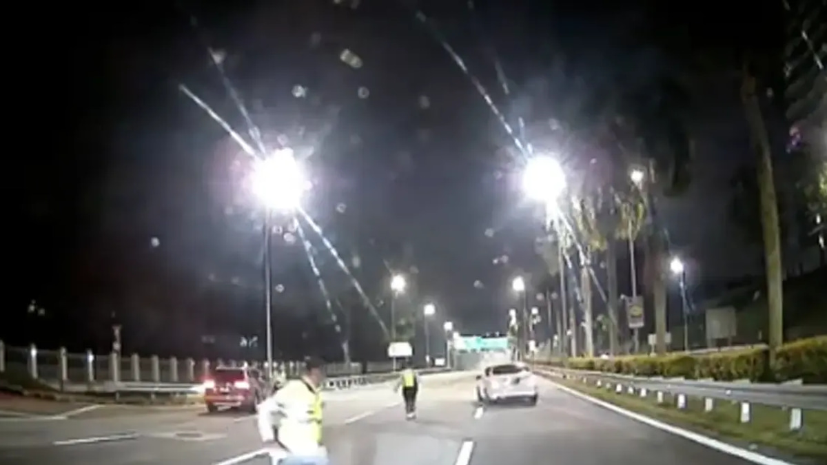 Young Driver Detained After Forcing Through Police Checkpoint