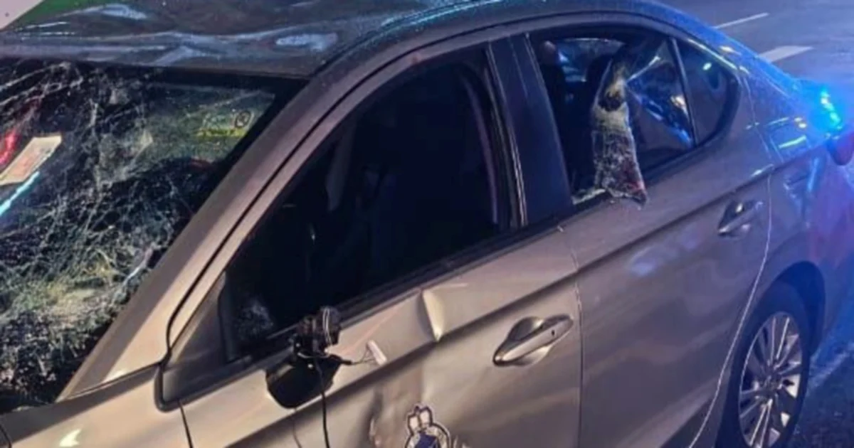 Foreign Homeless Man Arrested After Smashing Police Vehicle in Downtown KL