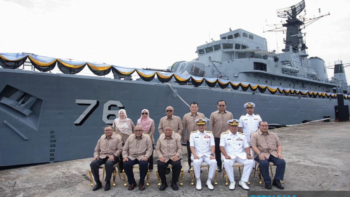 Ex-Hang Tuah Naval Vessel Handed to Perak for Memorial Museum Development