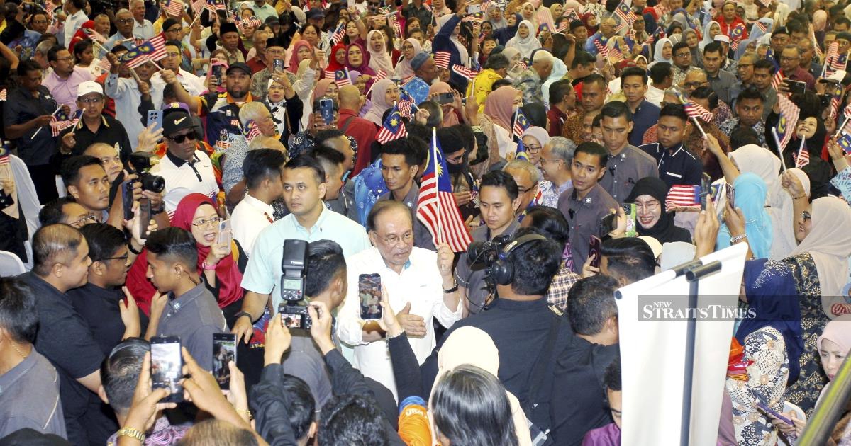 Resign if you want to attack unity partners, Anwar tells ministers