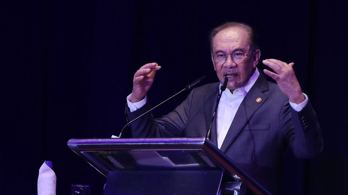 Malaysia to Distribute Free AI Subscriptions to 100,000 Youth as Part of Digital Nation Push