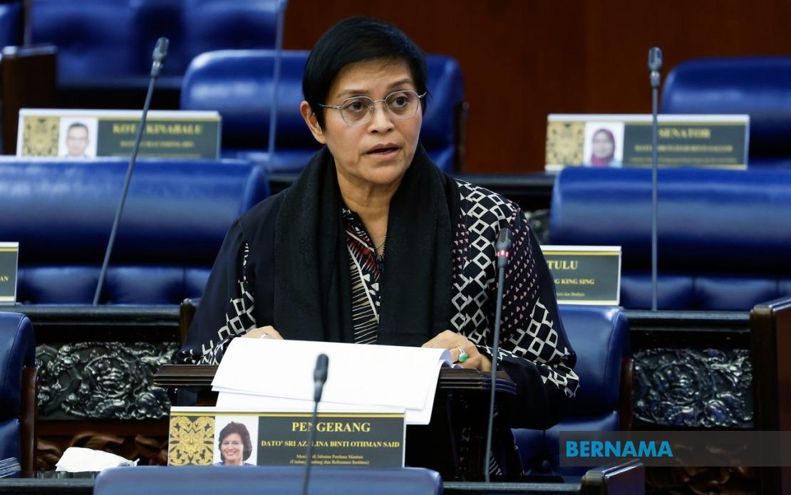Government Open to Corporate Mafia Inquiry But Wants Investigations to Run Their Course, Says Azalina