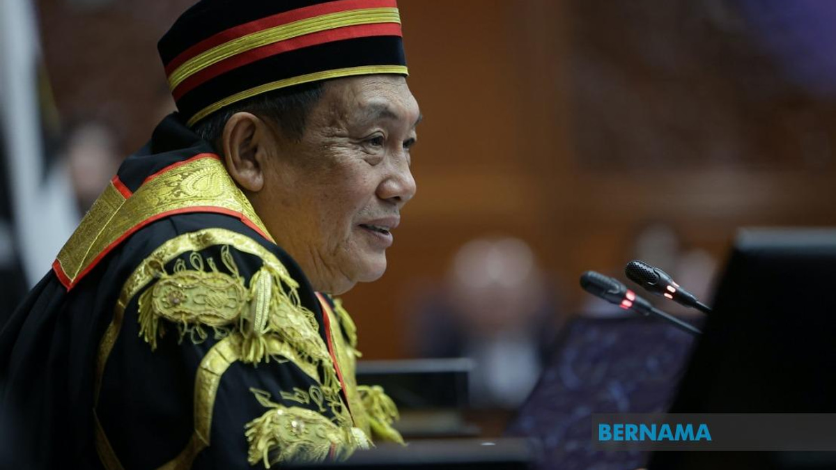 Youth Parliament Is 'School of Democracy', Senate President Awang Bemee Says