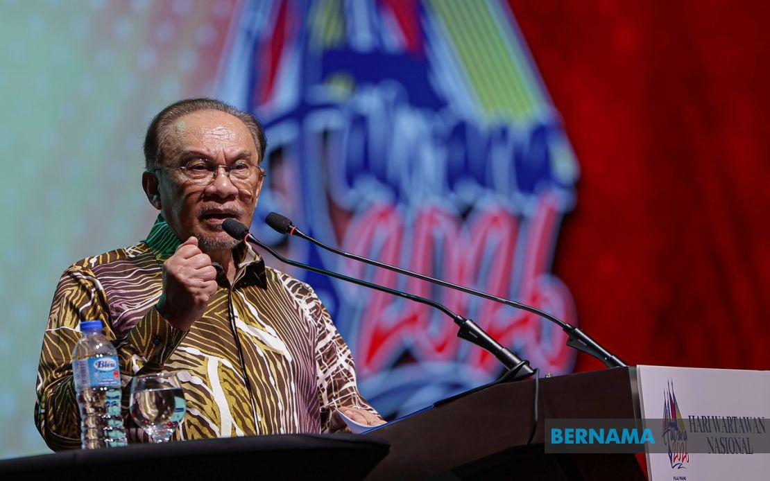 PM Anwar Endorses Nallini as Media Council Chief to Boost Public Trust