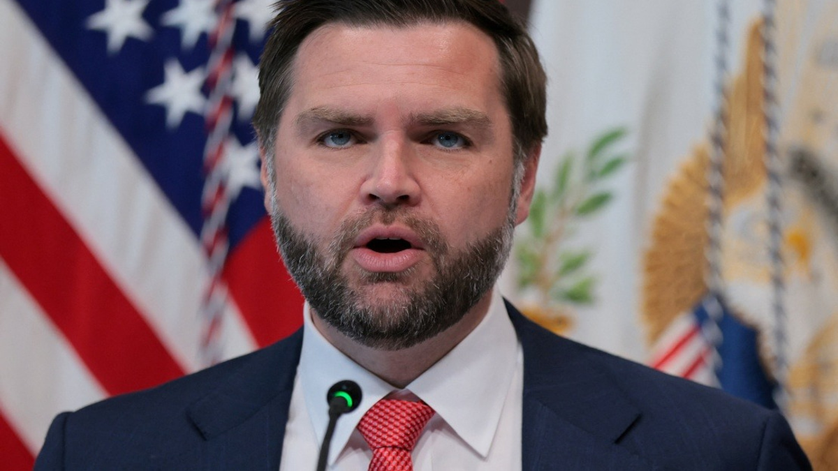 US Demands Iran Restore Oil Flows Through Strait of Hormuz, Vows Verification