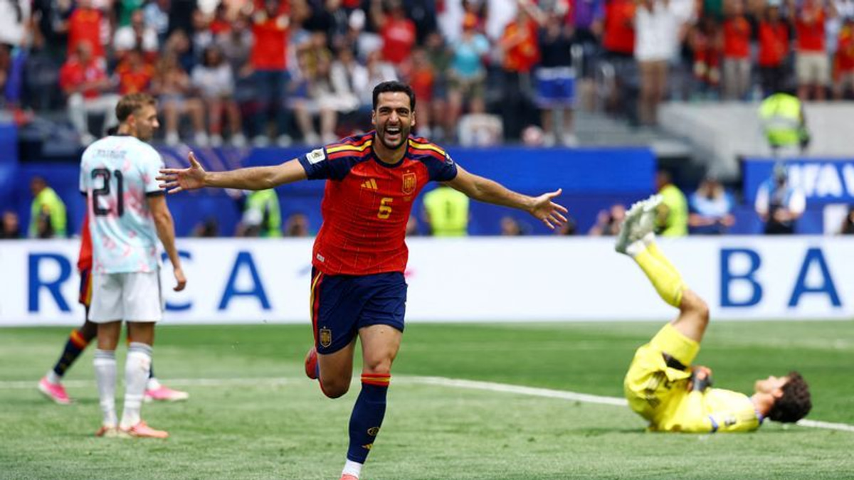Merino's Late Magic Sends Spain Past Injury-Hit Belgium to World Cup Semis