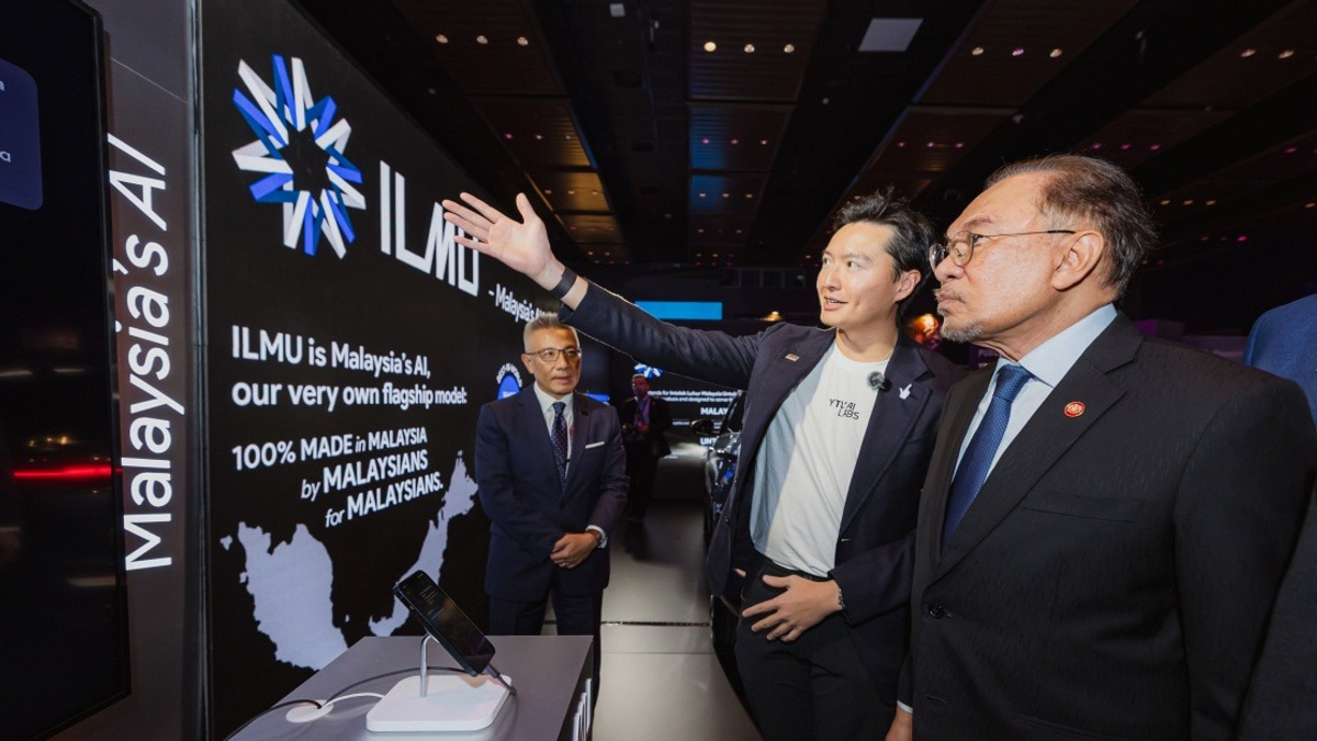 100,000 Young Malaysians To Receive Three Months' Free ILMUchat Pro Access