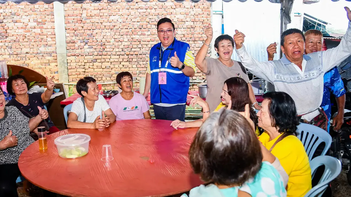 Barisan Nasional Must Win Over Perikatan Nasional Supporters to Dislodge DAP's Loke from Selangor Seat, Analysts Say
