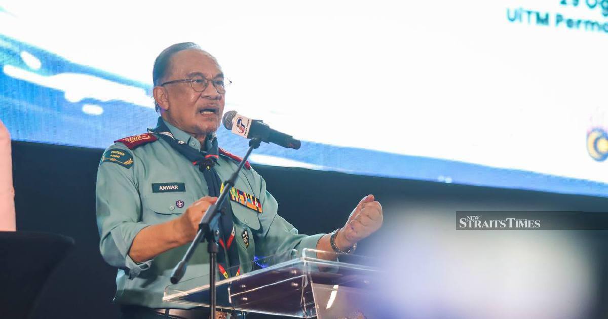 Anwar calls for dismantling colonial laws as Malaysia seeks authentic independence