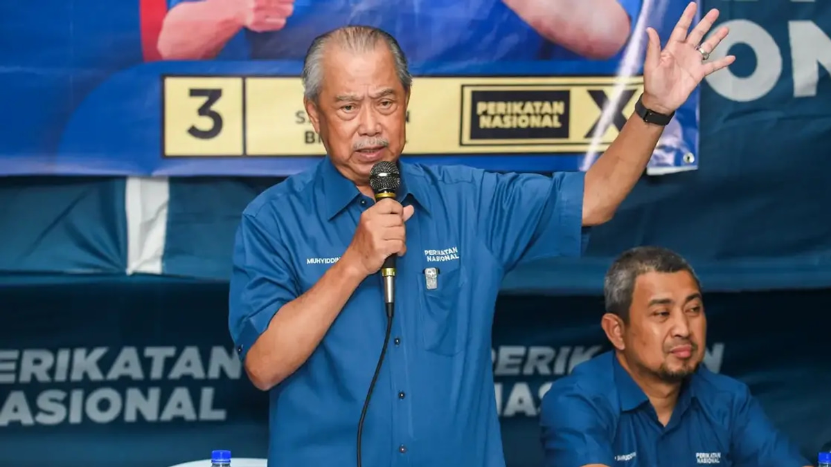 Muhyiddin Links Najib's Release to Johor Election Calculus