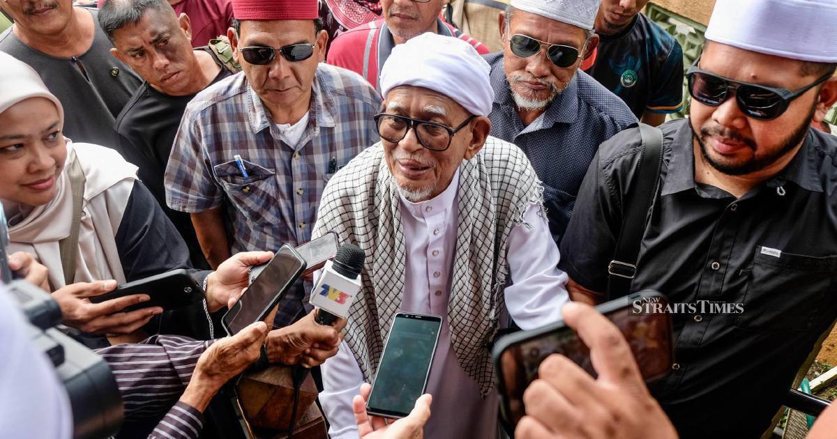Hadi criticises Anwar's absence from TH RCI parliamentary session