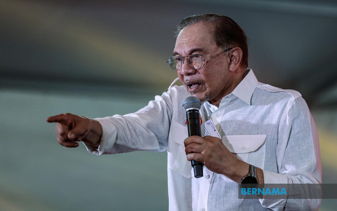 Anwar Rebuffs Sanusi's Criticism, Defends Development Push in Kedah
