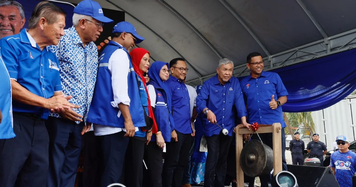 Zahid challenges Pas to deliver on Barisan pledges in Johor election race