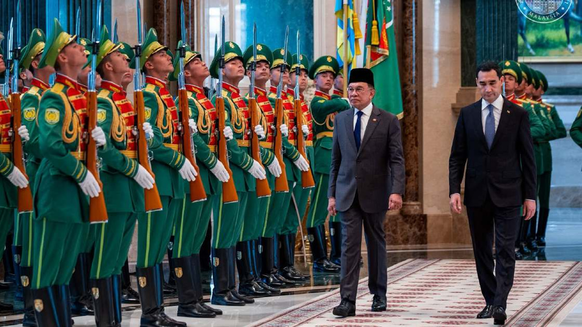 Anwar Ibrahim Receives Full Honours on Historic Turkmenistan Visit