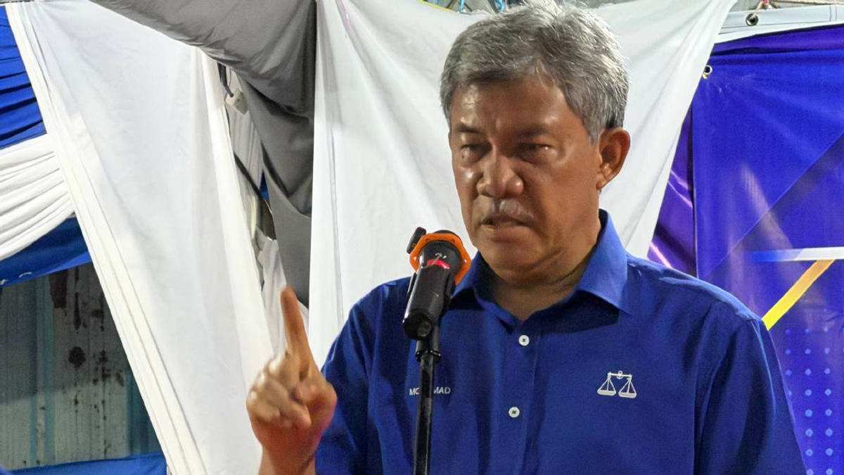 Negri Sembilan BN chief cautions voters against royal institution narratives ahead of state election