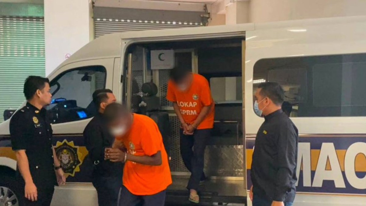 Two Highway Patrol Officers Detained Over Alleged Bribery Scheme on East Coast Expressway