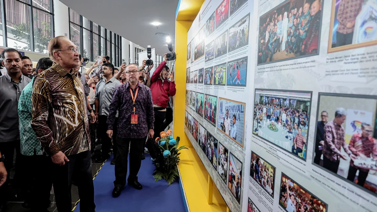 Anwar pledges RM1 million welfare support for journalists as media transformation accelerates