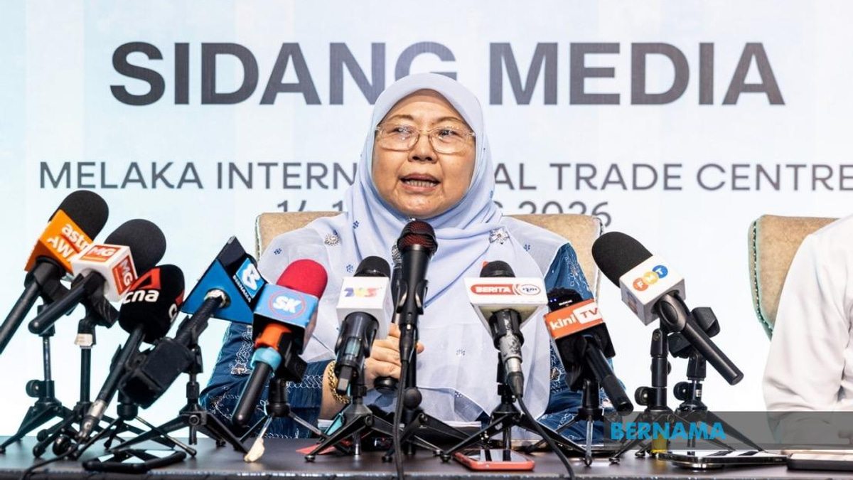 PKR Sets No Return Date for Nurul Izzah's Study Leave, Party Doors Open When Ready