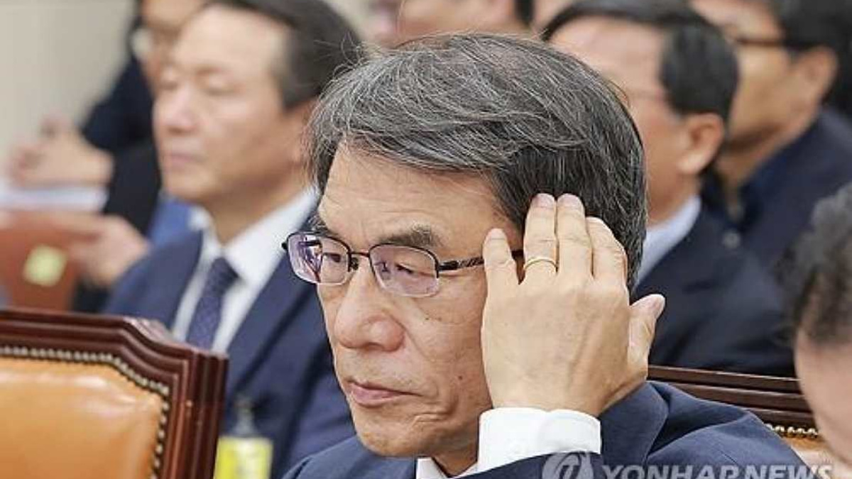 South Korea's Election Commission Raided Over Alleged Embezzlement by Former Chief