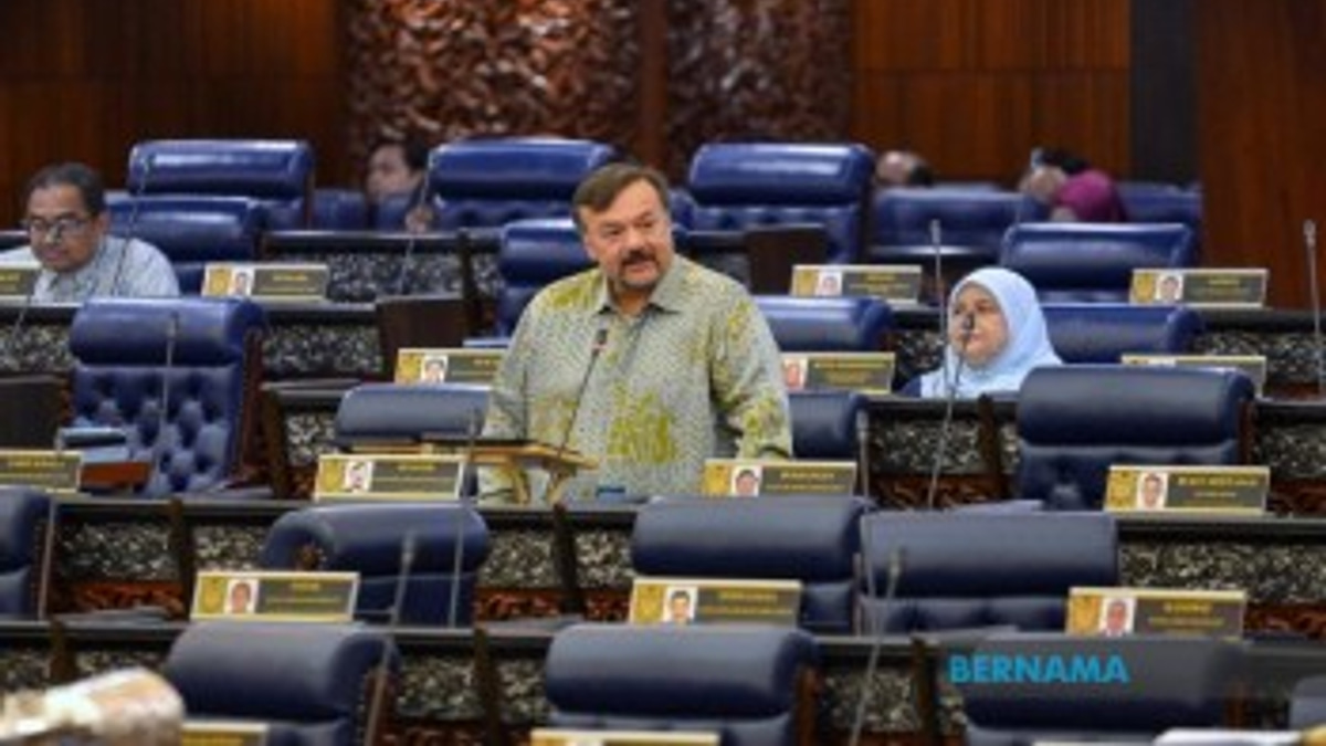 Government Disburses Over RM500 Million in Micro-Financing to Boost Small Business Resilience
