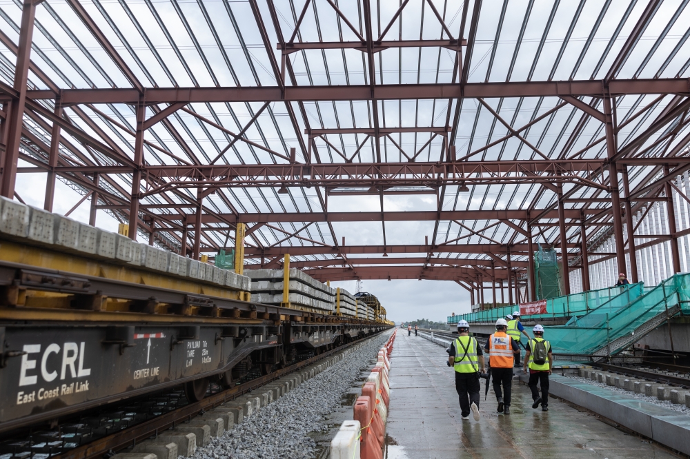 Putrajaya Backs RM207 Million in Infrastructure Projects to Unlock Pasir Puteh's ECRL Potential