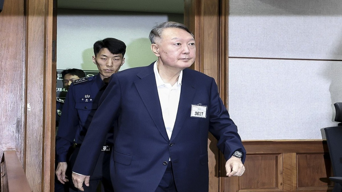 South Korea's Top Court to Broadcast Yoon's Obstruction Verdict Live