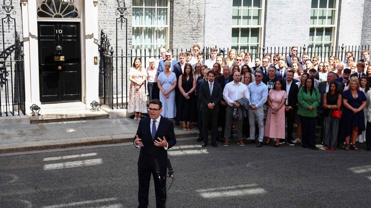 Britain's Carousel of Leadership: Voters Exhausted After Seven Prime Ministers in Decade
