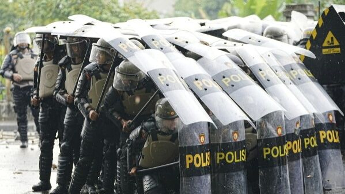 Indonesia grapples with security agency tensions as corruption probe widens