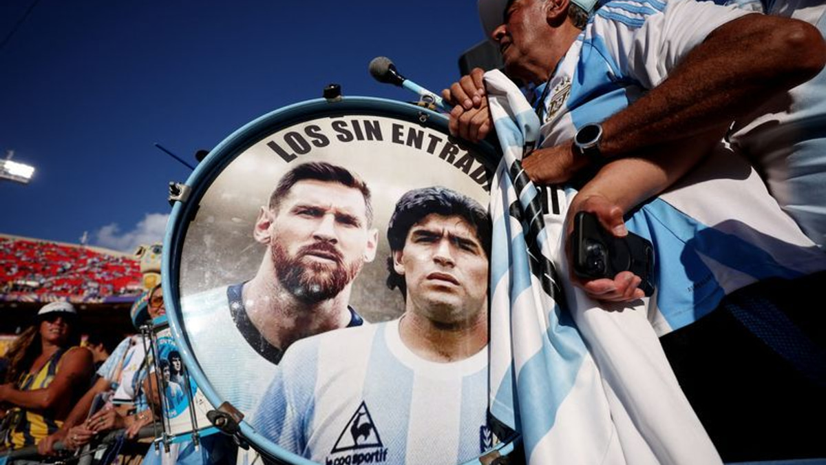 Argentine war veterans call for restraint as football overshadows Falklands dispute ahead of England clash