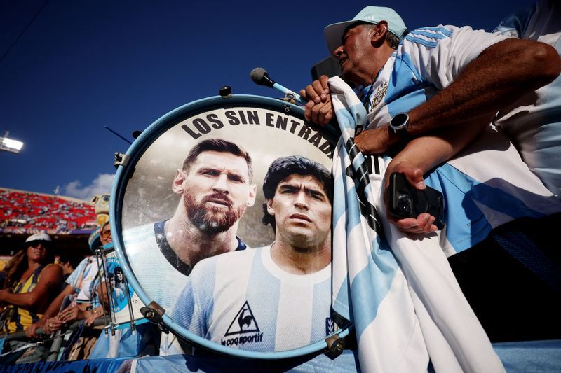 Argentine war veterans call for restraint as football overshadows Falklands dispute ahead of England clash