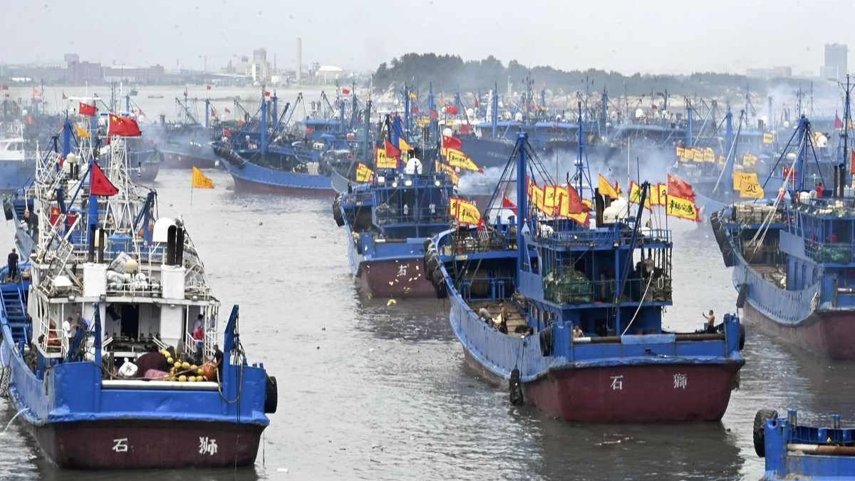 China Lifts East China Sea Fishing Ban, Raising Concerns Over Senkaku Waters as Beijing-Tokyo Tensions Mount