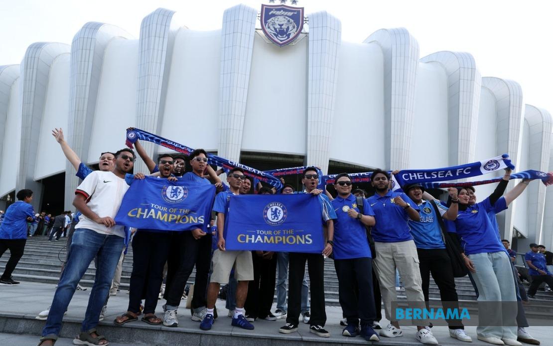 Chelsea's Arrival in Johor Draws Massive Crowds as JDT Prepares for Premier League Showdown