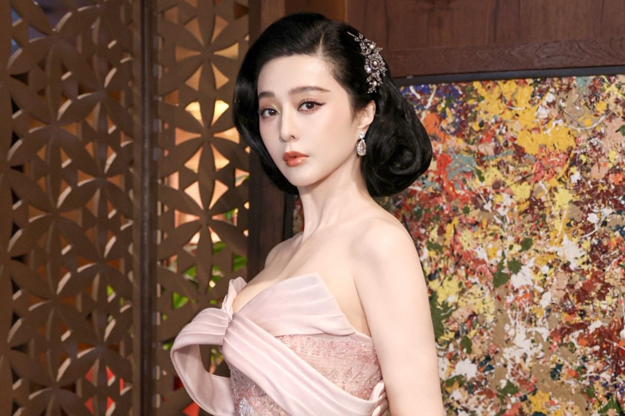 Fan Bingbing wins hearts with acts of kindness during Bangkok promotional tour
