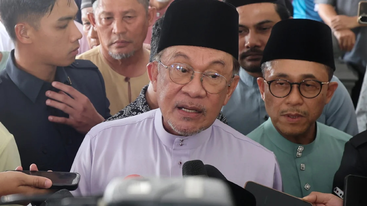 Anwar Assures Non-Muslims as Government Moves to Strengthen Syariah Court Framework