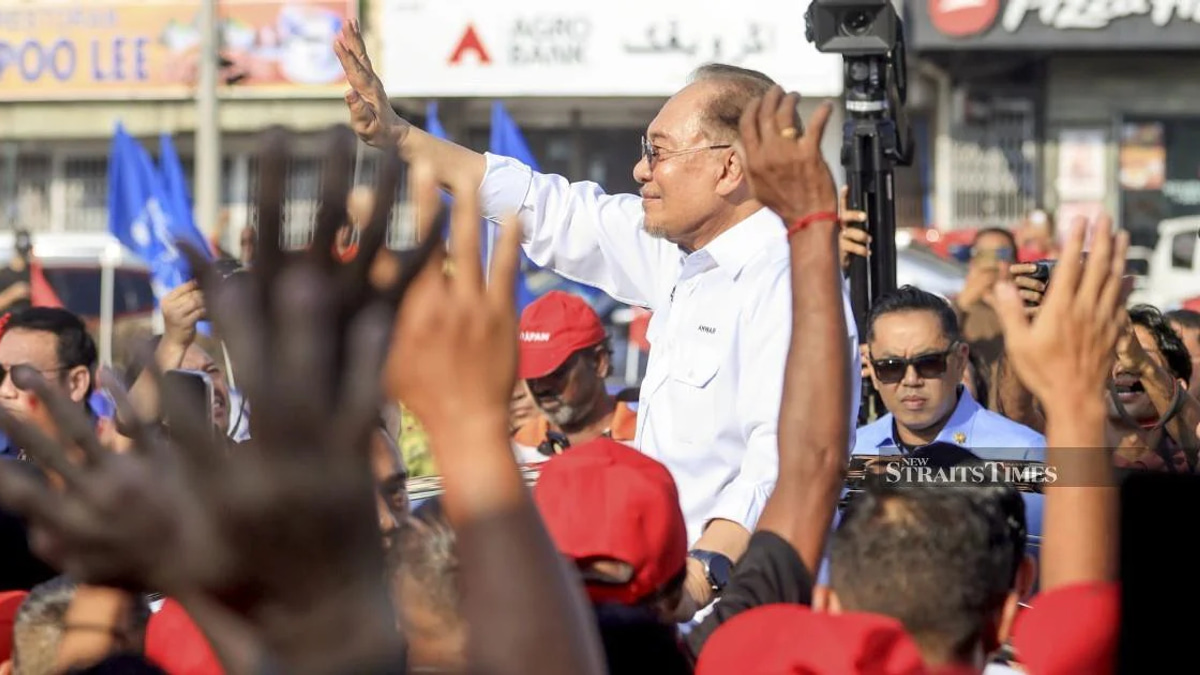 Anwar calls on Johor to trust Pakatan Harapan's vision for state governance