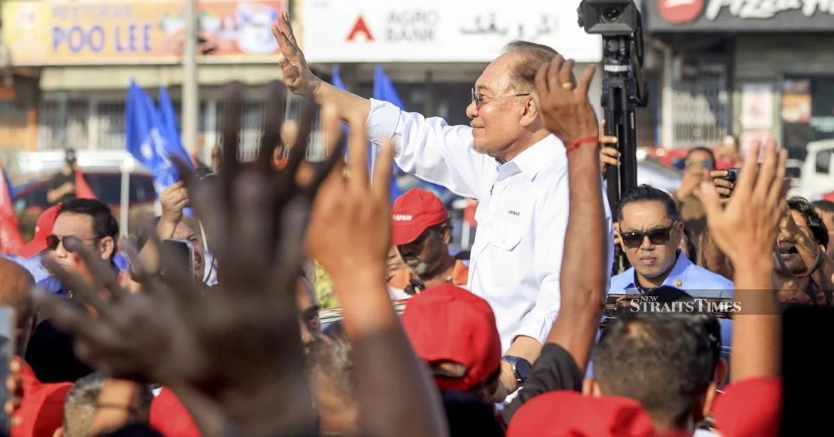Anwar calls on Johor to trust Pakatan Harapan's vision for state governance