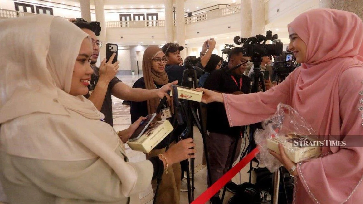 Syed Saddiq Extends Hospitality to Media After Federal Court Ruling