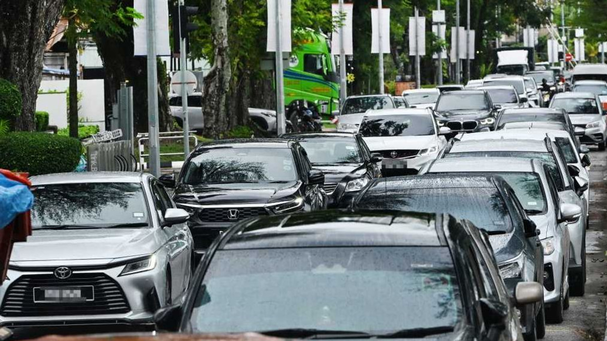Selangor Parking Breach Demands Full Transparency, Says Petaling Jaya MP