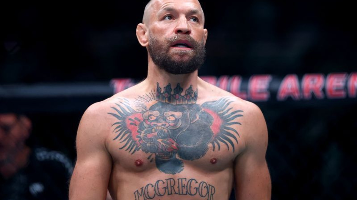 McGregor's UFC comeback ends in seconds as knee injury forces retirement from Vegas fight